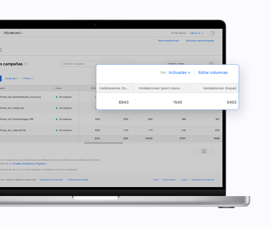 El panel Campañas de Apple Search Ads Advanced con las nuevas columnas de indicadores Instalaciones (post-impresión), Instalaciones (toque) e Instalaciones (total) ampliadas.