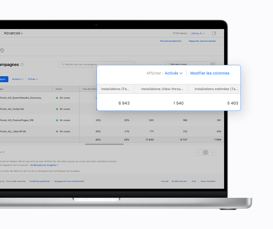 Tableau de bord Campagnes d’Apple Search Ads Advanced, avec les nouvelles colonnes d’indicateurs, Installations (View-through), Installations (Tap-through) et Installations (Total) agrandies.